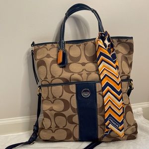 Coach In Signature Textile Bag